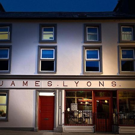 'James Lyons' The Old Main St Ballyhaunis Buitenkant foto